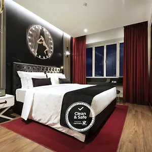 Maxime Boutique Avenida Da Liberdade Лиссабон